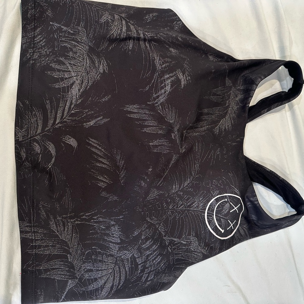 Black Graphic Crop Top